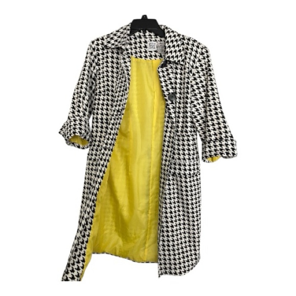 Black and White Houndstooth Coat with Yellow Lining Sz XS